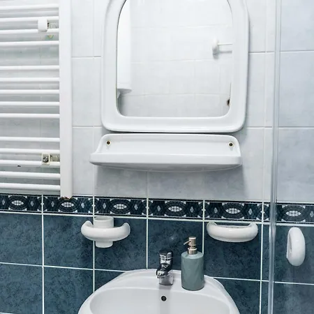 Home-Like Studio Walking Distance To The Old Town L Breakfast L Bus Station Nearby